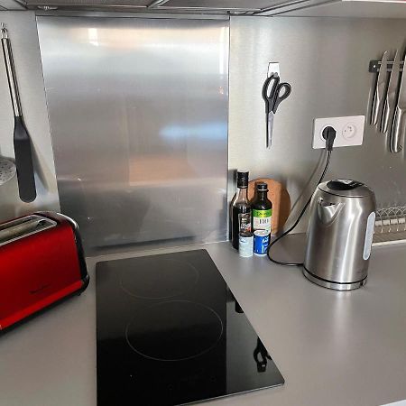 Appartement Mignon Calme Douillet Ascenseur Clim Etage Eleve Proche Parking Et Toutes Commodites Au Coeur Du Toulon Historique Экстерьер фото