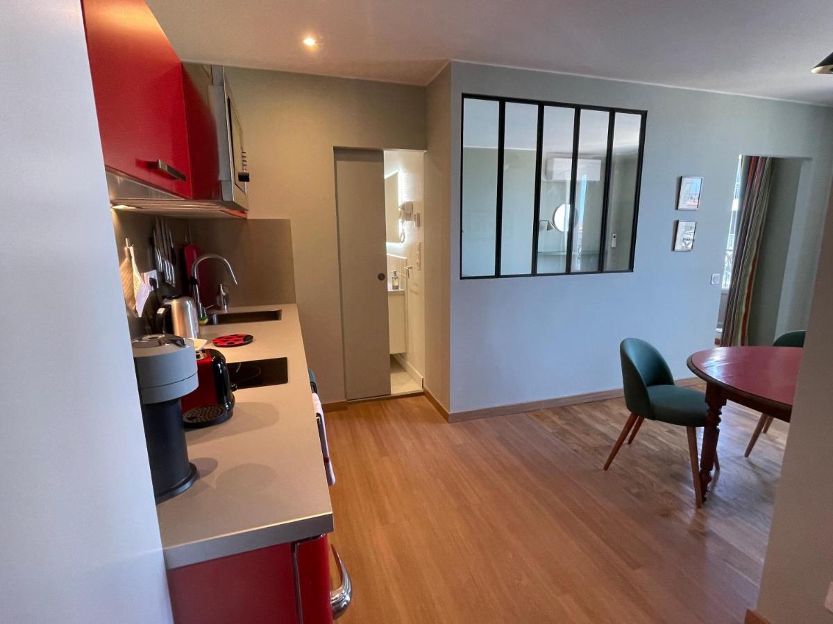 Appartement Mignon Calme Douillet Ascenseur Clim Etage Eleve Proche Parking Et Toutes Commodites Au Coeur Du Toulon Historique Экстерьер фото