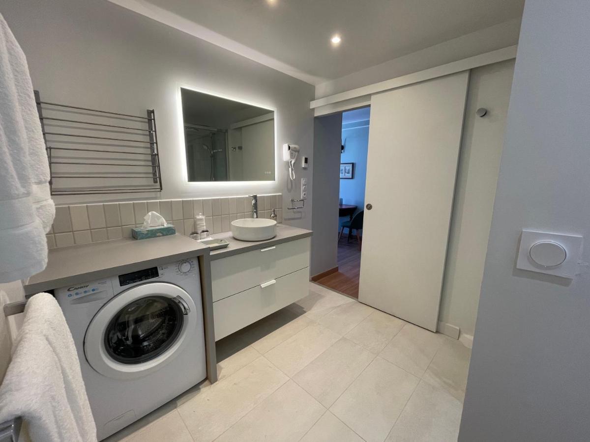 Appartement Mignon Calme Douillet Ascenseur Clim Etage Eleve Proche Parking Et Toutes Commodites Au Coeur Du Toulon Historique Экстерьер фото