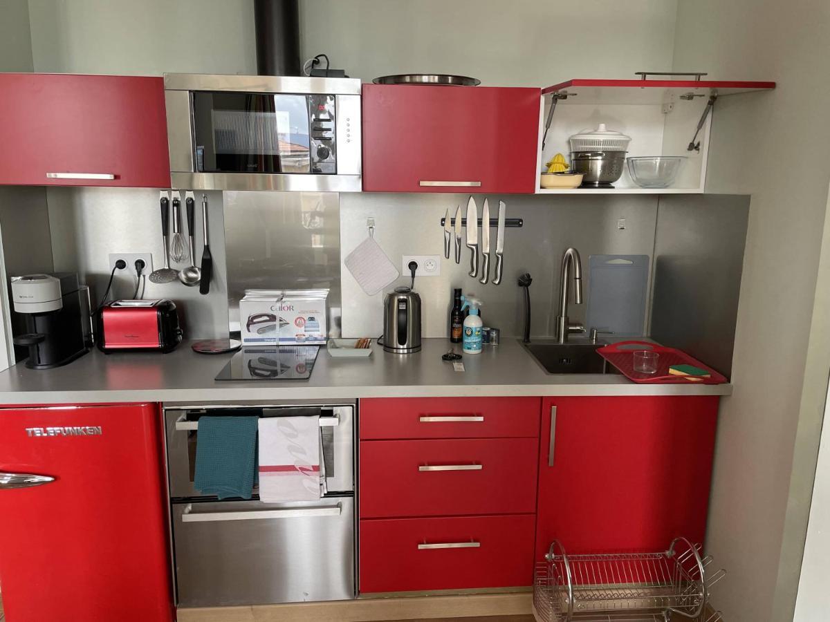 Appartement Mignon Calme Douillet Ascenseur Clim Etage Eleve Proche Parking Et Toutes Commodites Au Coeur Du Toulon Historique Экстерьер фото