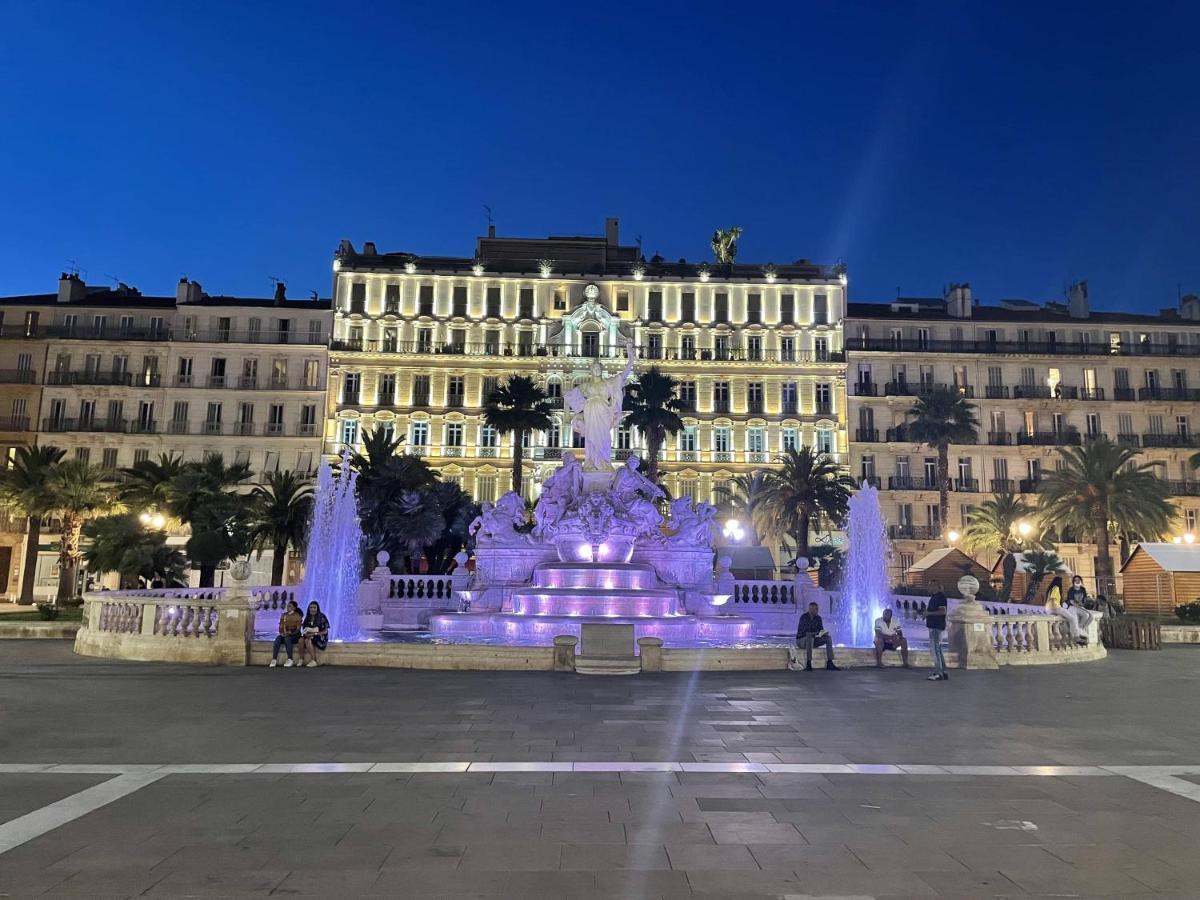 Appartement Mignon Calme Douillet Ascenseur Clim Etage Eleve Proche Parking Et Toutes Commodites Au Coeur Du Toulon Historique Экстерьер фото