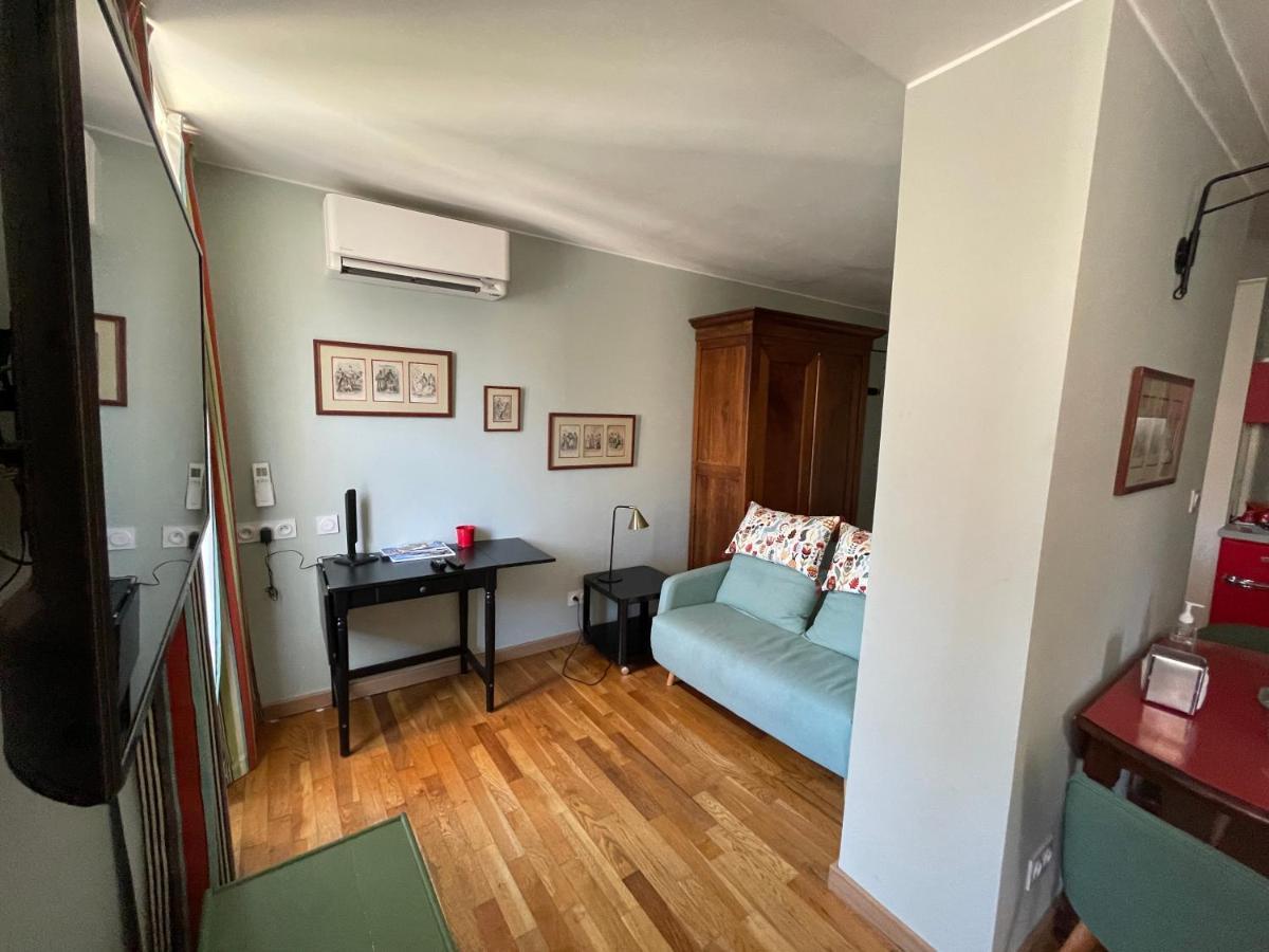 Appartement Mignon Calme Douillet Ascenseur Clim Etage Eleve Proche Parking Et Toutes Commodites Au Coeur Du Toulon Historique Экстерьер фото