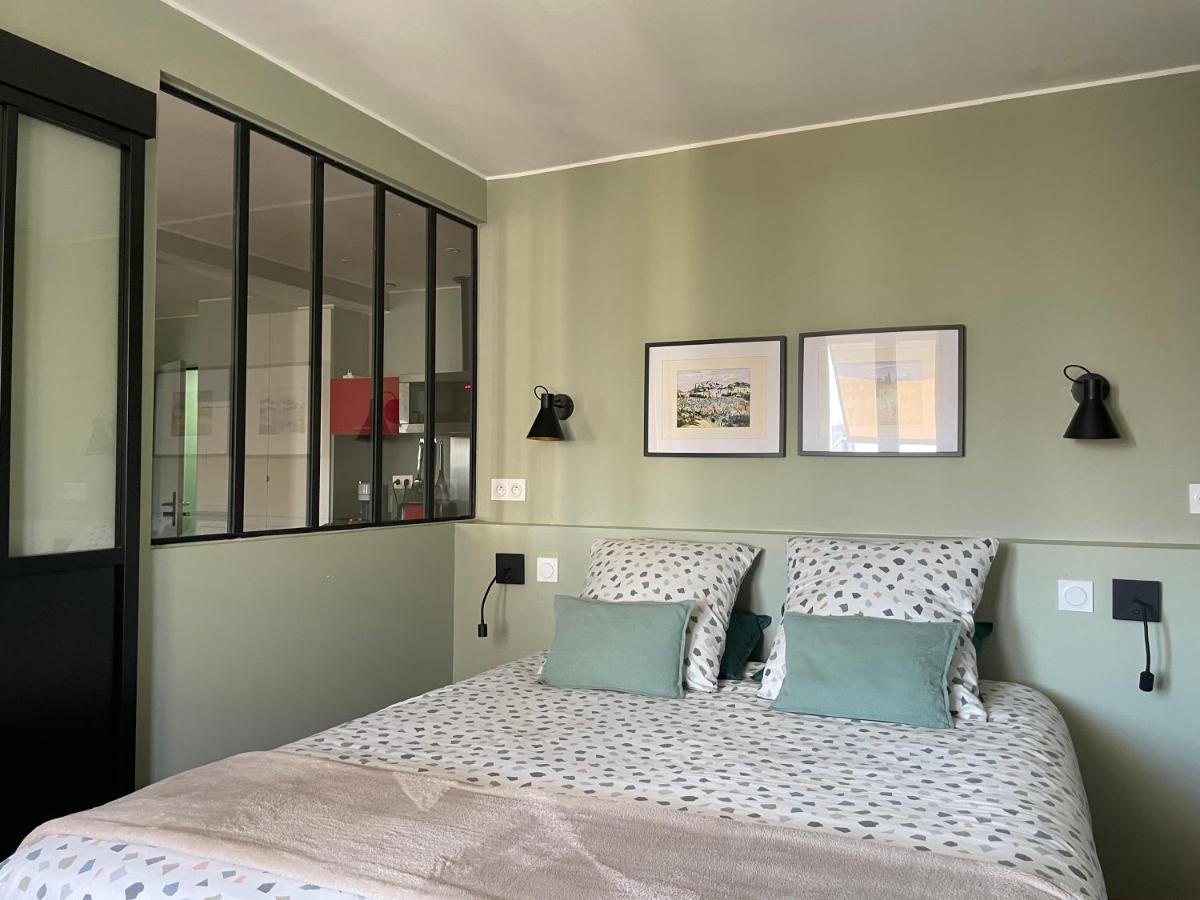 Appartement Mignon Calme Douillet Ascenseur Clim Etage Eleve Proche Parking Et Toutes Commodites Au Coeur Du Toulon Historique Экстерьер фото